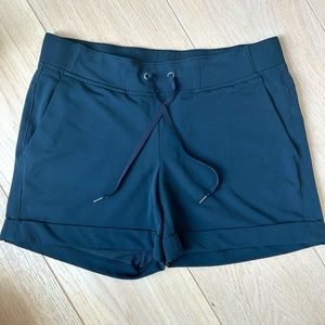 Athleta Pull on Shorts, size 10T, black
